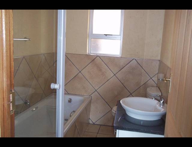 2 BEDROOM APARTMENT FOR SALE IN DRIE RIVIERE